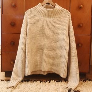GUESS Oversized Sweater